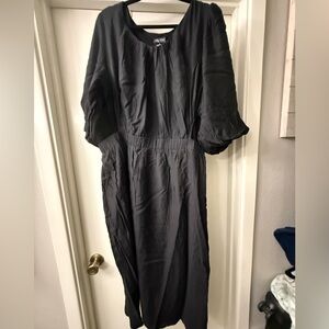 •City Chic Charcoal •NWT • Long Sleeve Dress• SZ•XL • Side Cut outs •NEW